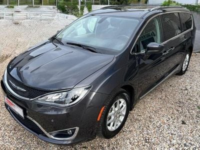 Gebraucht Chrysler Pacifica 290 PS (213 kW) 2020 Grau Van / Kleinbus