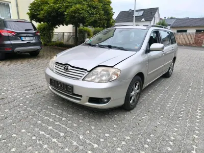 Gebraucht Toyota Corolla 90 PS (66 kW) 2005 Silber Kombi