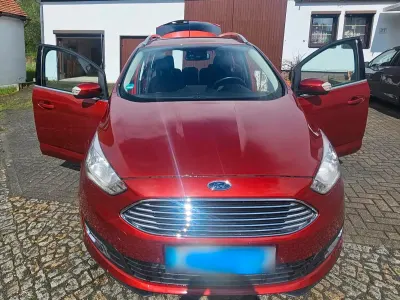 Gebraucht Ford C-MAX Trend 150 PS (110 kW) 2015 Rot Van / Kleinbus