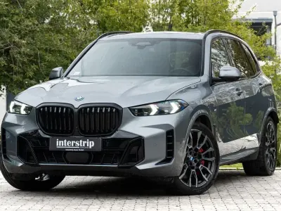 Gebraucht BMW X5 M Sport 489 PS (359 kW) 2025 Grau SUV