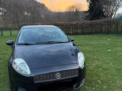 Gebraucht Fiat Punto 77 PS (56 kW) 2010 Schwarz Kleinwagen