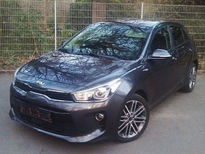 Gebraucht Kia Rio Platinum Edition 99 PS (72 kW) 2017 Grau Limousine