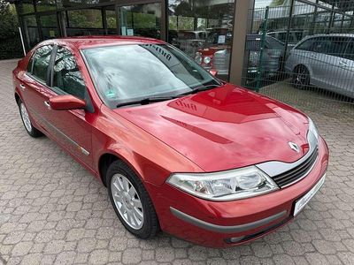 Second-hand Renault Laguna II Privilege 120 CP (88 kW) 2001 Roșu Berlinǎ