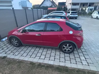 Gebraucht Honda Civic 140 PS (102 kW) 2006 Rot Limousine