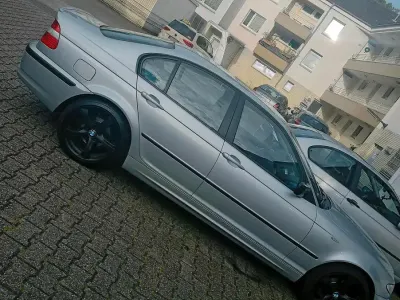 Gebraucht BMW 316 Sport Line 116 PS (85 kW) 2002 Silber Limousine