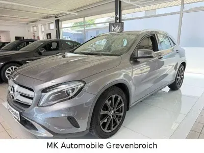 Gebraucht Mercedes GLA220 170 PS (125 kW) 2014 Grau SUV