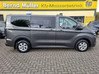 Gebraucht Ford Transit Custom 136 PS (100 kW) 2025 Magneticgrau (metallic) (metallic) Kombi