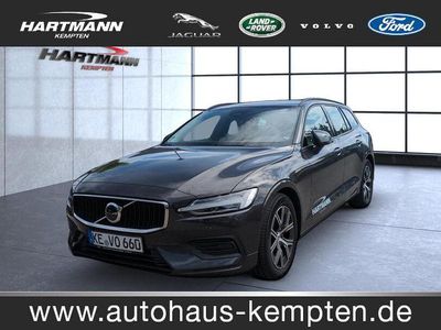 Gebraucht Volvo V60 163 PS (119 kW) 2024 Platinum grey / (grau) Kombi