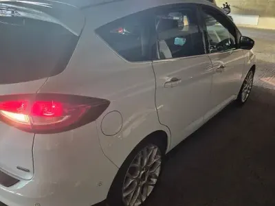 Gebraucht Ford C-MAX Titanium 182 PS (133 kW) 2016 Weiß Van / Kleinbus