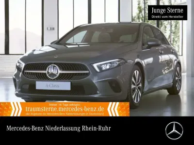 Gebraucht Mercedes A250 Style 160 PS (117 kW) 2022 Grau Limousine