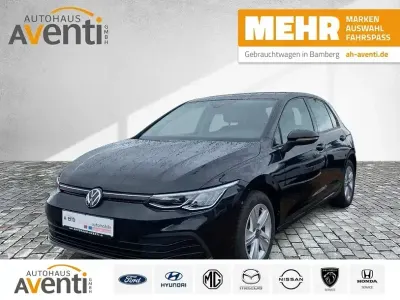 Gebraucht VW Golf VIII Life 150 PS (110 kW) 2023 Schwarz Limousine