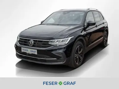 Gebraucht VW Tiguan United 150 PS (110 kW) 2021 Deep black perleffekt SUV