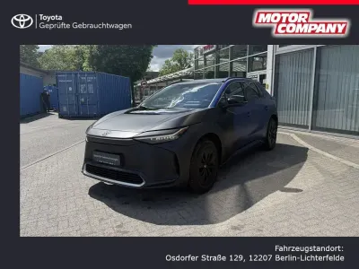 Gebraucht Toyota bZ4X Comfort 150 kW (204 PS) 2023 Silber SUV