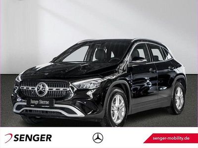 Gebraucht Mercedes GLA200 163 PS (119 kW) 2024 Schwarz SUV