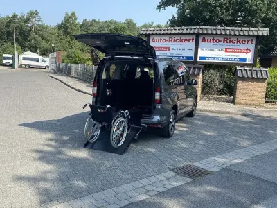 Gebraucht Ford Grand Tourneo Connect Active 102 PS (75 kW) 2024 Grau Van / Kleinbus