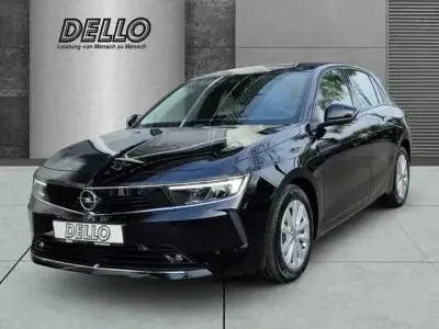 Gebraucht Opel Astra Enjoy 110 PS (80 kW) 2023 Diamant schwarz/karbon schwarz Kleinwagen
