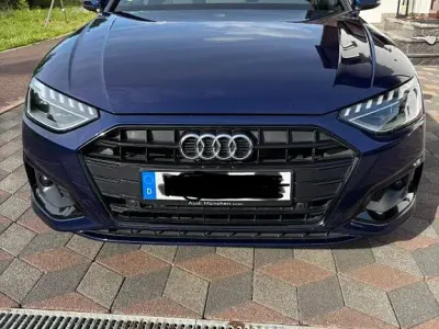 Gebraucht Audi A4 Advanced 190 PS (139 kW) 2020 Blau Limousine