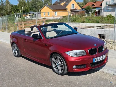 Gebraucht BMW 123 Cabriolet Performance 204 PS (150 kW) 2011 Rot Cabrio