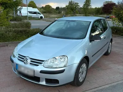 Gebraucht VW Golf V 80 PS (58 kW) 2006 Silber Kleinwagen
