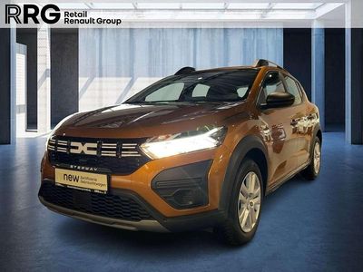 Gebraucht Dacia Sandero Essentiel 101 PS (74 kW) 2024 Orange Limousine