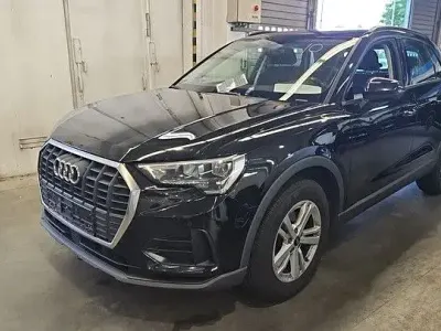 Gebraucht Audi Q3 Ambiente 150 PS (110 kW) 2022 Schwarz SUV