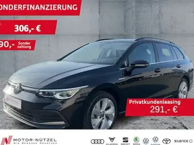 Second-hand VW Golf VIII Style 150 CP (110 kW) 2022 Negru Break