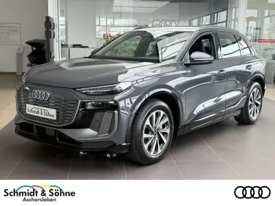 Gebraucht Audi Q6 e-tron S-Line 225 kW (306 PS) 2025 Grau SUV