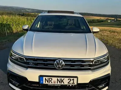 Gebraucht VW Tiguan R-line 230 PS (169 kW) 2019 Weiß SUV