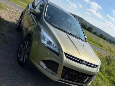Gebraucht Ford Kuga Individual 140 PS (102 kW) 2014 SUV
