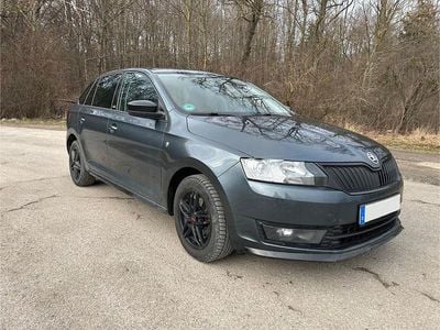 Gebraucht Skoda Rapid Monte Carlo 105 PS (77 kW) 2015 Grau Kleinwagen