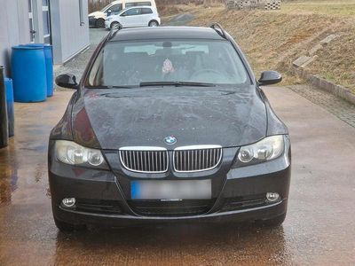 Gebraucht BMW 320 150 PS (110 kW) 2006 Schwarz Kombi