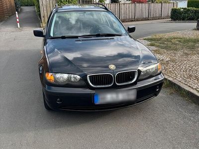 Usata BMW 316 116 CV (85 kW) 2005 Nero Station wagon