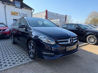 Gebraucht Mercedes B180 Urban 109 PS (80 kW) 2017 Blau Van / Kleinbus
