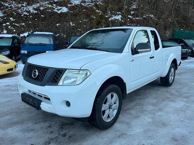 Weiß Gebraucht 2014 Nissan Navara Abholung | 8.888 € (Superpreis)