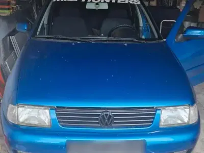 Gebraucht VW Polo 60 PS (44 kW) 2001 Blau Kombi