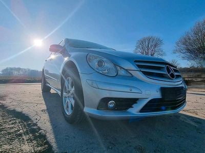 Silber Gebraucht 2007 Mercedes R280 Van / Kleinbus | 5.950 €