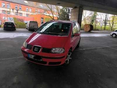 Usata Seat Alhambra 116 CV (85 kW) 2003 Rosso Monovolume