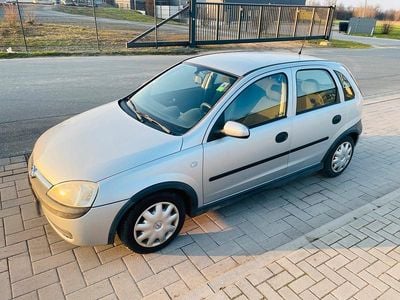 Gebraucht Opel Corsa 75 PS (55 kW) 2002 Silber Kleinwagen