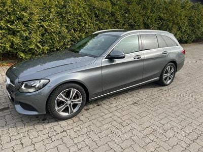 Gebraucht Mercedes C220 Avantgarde 170 PS (125 kW) 2017 Grau Kombi