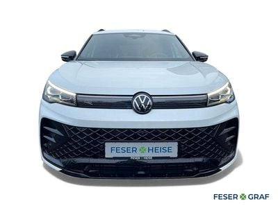 Gebraucht VW Tiguan R-line 150 PS (110 kW) 2025 Oryxweiß perlmutteffekt SUV