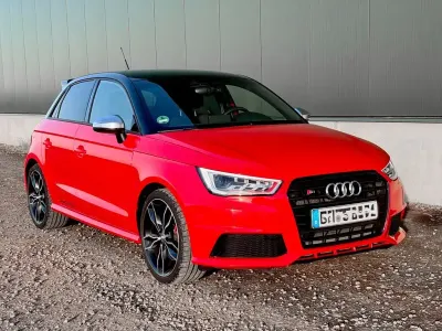 Gebraucht Audi S1 Sportback Ambiente 231 PS (169 kW) 2014 Rot Kleinwagen