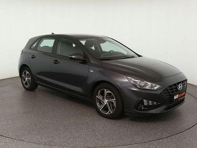Gebraucht Hyundai i30 Select 120 PS (88 kW) 2023 Grau Limousine