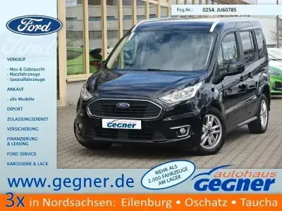Second-hand Ford Tourneo Connect Titanium 101 CP (74 kW) 2018 Negru Monovolum