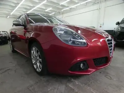 Gebraucht Alfa Romeo Giulietta Turismo 170 PS (125 kW) 2012 Rot Kleinwagen