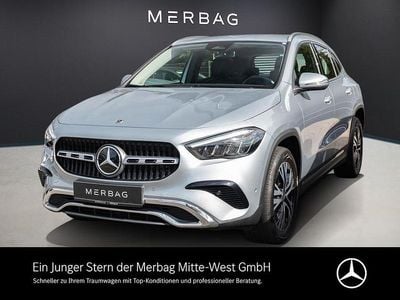 Lack hightechsilber Gebraucht 2024 Mercedes GLA180 Progressive SUV | 34.700 € (Guter Preis)