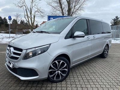 Silber Gebraucht 2019 Mercedes V220 Van / Kleinbus | 20.950 € (Teuer)