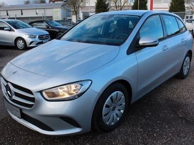 Mercedes B180