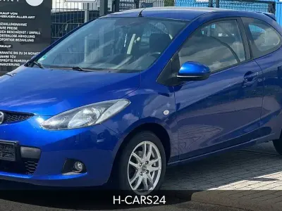 Gebraucht Mazda 2 Inclusive 75 PS (55 kW) 2010 Blau Kleinwagen