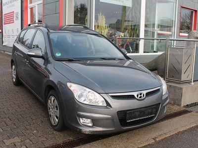 Grau Gebraucht 2008 Hyundai i30 Comfort Kombi | 991 €