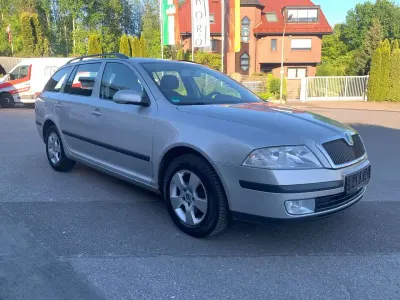 Gebraucht Skoda Octavia Team Edition 140 PS (102 kW) 2007 Stribrna diamantova/diamantsil Kombi